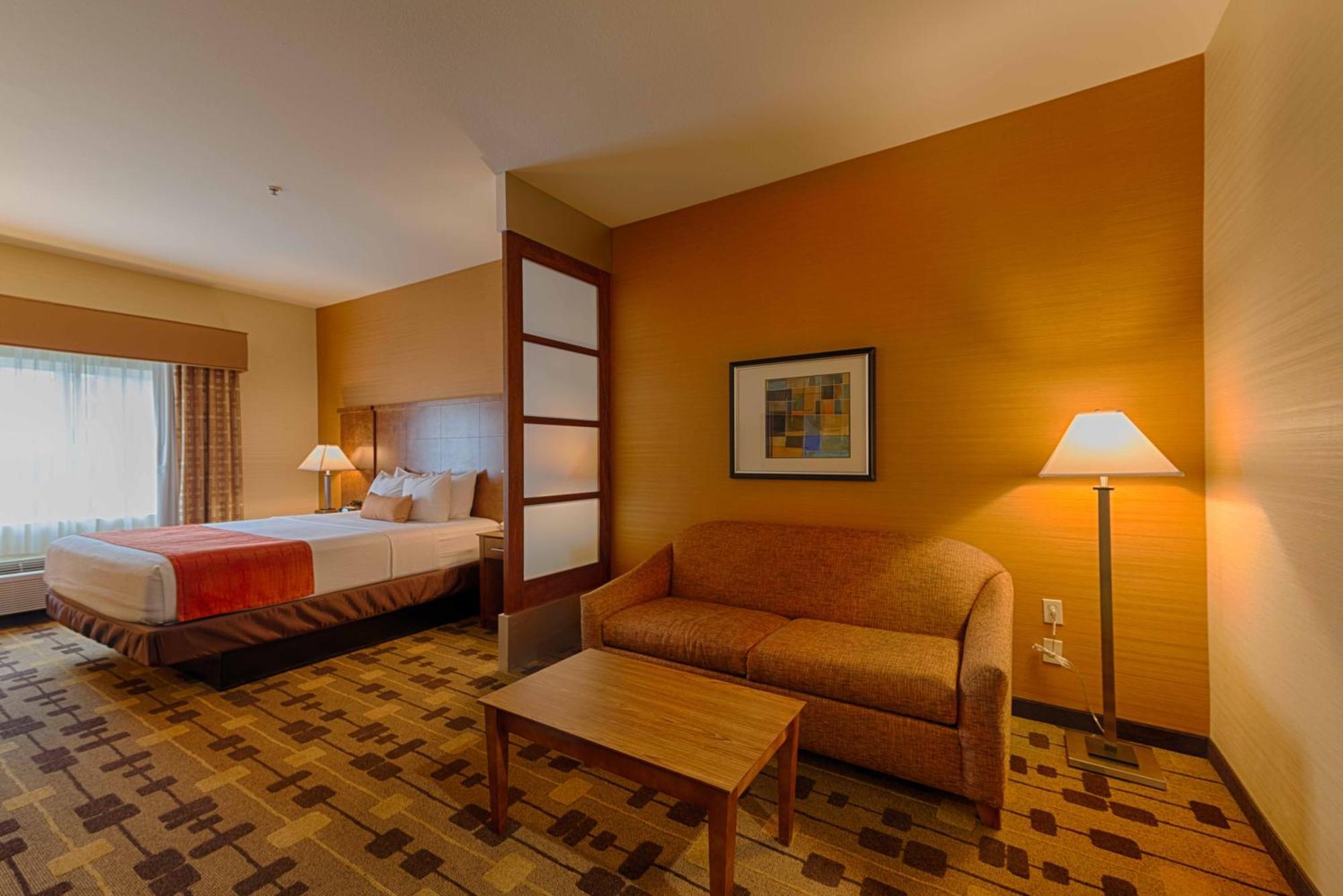 Best Western Plus Delta Inn & Suites Oakley Exterior foto