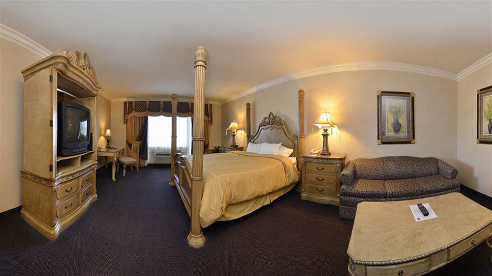 Best Western Plus Delta Inn & Suites Oakley Exterior foto